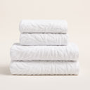 Juego de Toallas Blancas con Relieve · Pure