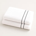 Juego de Toallas Blanco con Franja Gris · Due Borde